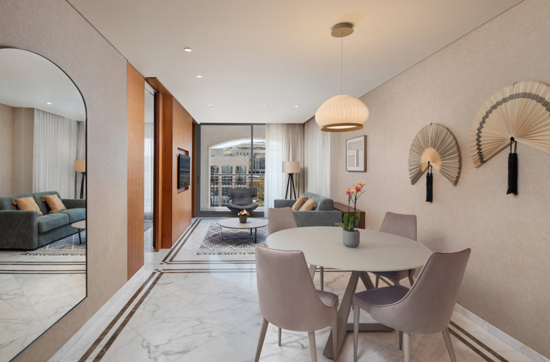 Suite 1