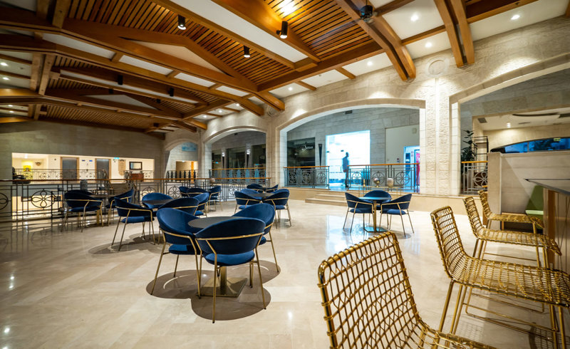 lobby-golden-crown-nazareth.jpg