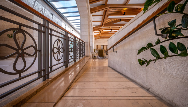 golden_crown_hotels 58/120